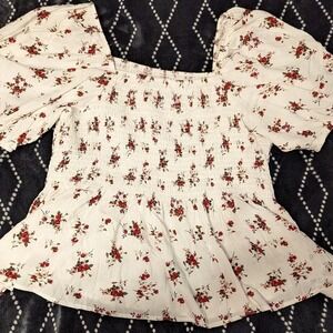 White floral off the shoulder‎ top with red accents